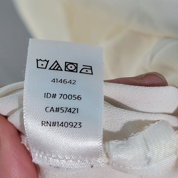 LOFT White Pleated V-Neck Shell Sleeveless Blouse Women  Petite XSP - Picture 5 of 8